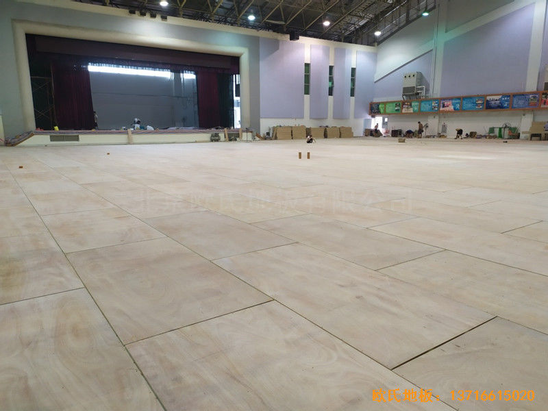 廣州廣東實驗中學(xué)體育館運動地板鋪裝案例2