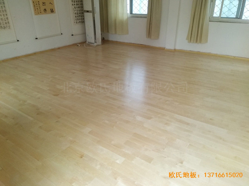 徐州北供電車(chē)間休閑館體育木地板鋪設(shè)案例6