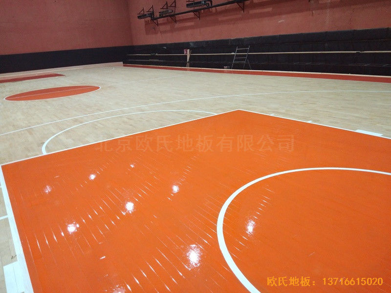 石家莊青園街電信營業(yè)廳對面籃球館體育木地板鋪設(shè)案例5