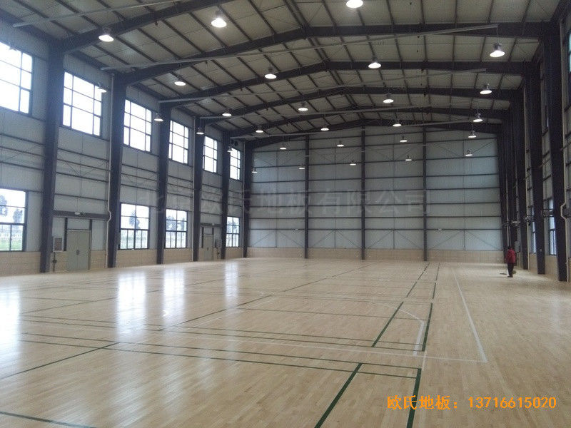 云南澄江縣社區(qū)活動中心運動地板施工案例5