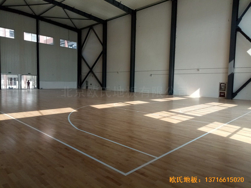 安徽太陽城小學(xué)體育館運動木地板施工案例0