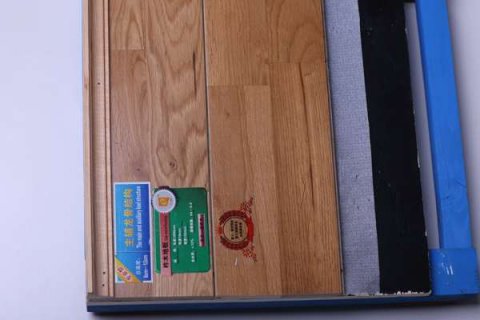 給羽毛球館木地板翻新上漆要注意哪些？