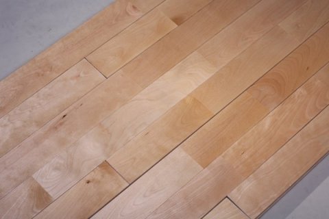 運(yùn)動(dòng)木地板新品上市，敬請(qǐng)關(guān)注
