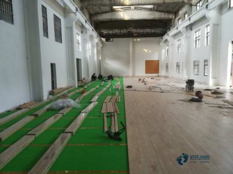 懷化為什么室內(nèi)籃球場多用運(yùn)動(dòng)木地板