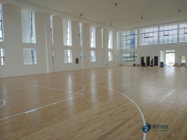 運(yùn)動(dòng)木地板表面粗糙度的測(cè)定方法
