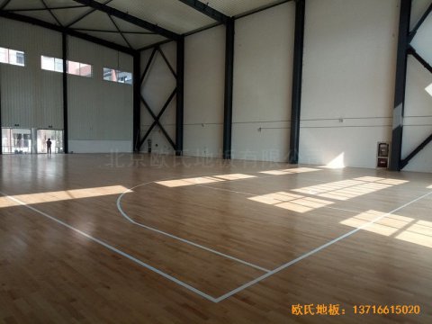 安徽太陽城小學(xué)體育館運(yùn)動(dòng)木地板施工